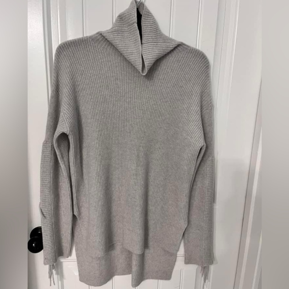 Brodie Cashmere sweater